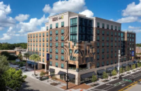 Hilton Garden Inn Orlando Downtown Hotels near Lake Eola Park