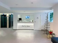 Trebol One Apartments by Mc
