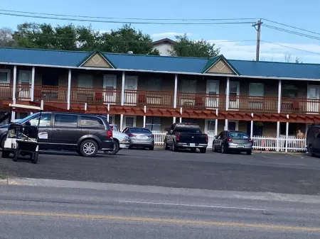 Norway Inn Отели в г. Джеймстаун