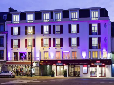 Hôtel Mercure Quimper Centre Hôtels à proximité de : Chausport