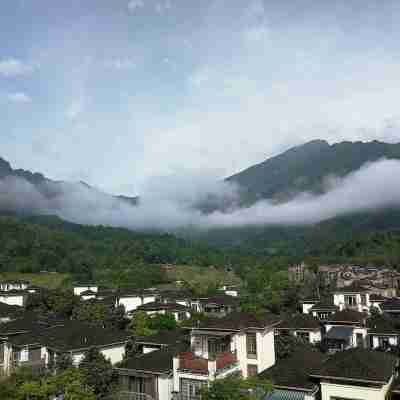 瀾山貳月度假別墅（温泉南街分店） Hotel Exterior