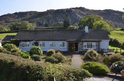 White Heather Farmhouse Hotels near Teach Milseáin - House of Sweets