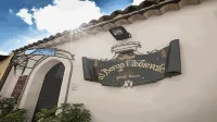 Borgo Medievale Hoteles cerca de Centro
