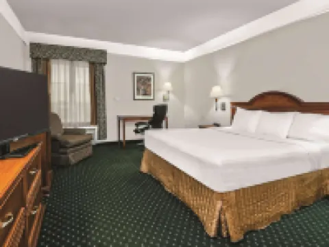 La Quinta Inn & Suites by Wyndham Stephenville Hotels in Stephenville