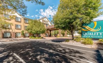 Quality Inn & Suites University Fort Collins