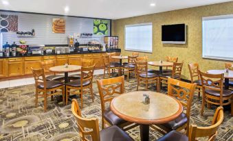 La Quinta Inn & Suites by Wyndham Fort Smith
