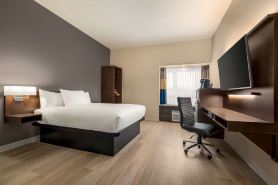 Microtel Inn & Suites by Wyndham Aurora
