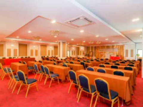 โรงแรมธาราแกรนด์ โรงแรมในอำเภอ ธัญบุรี