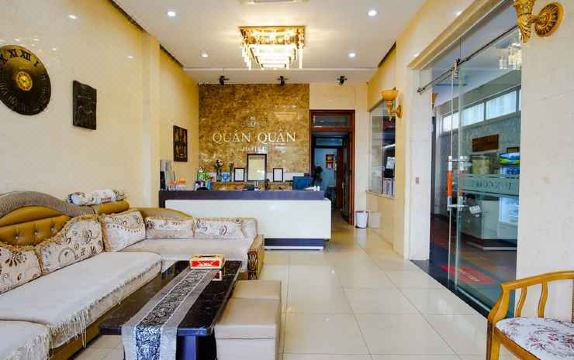 3. 꾸안 꾸안 호텔..