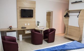 Br Suites Hotel