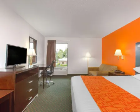 Howard Johnson by Wyndham Beckley Hotels in Beckley