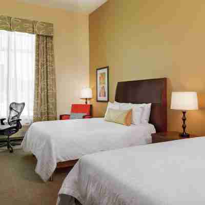 Hilton Garden Inn Manhattan Rooms