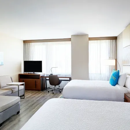 Residence Inn Dallas Downtown Отели рядом с достопримечательностью «Площадь Сэнкс Гивен»