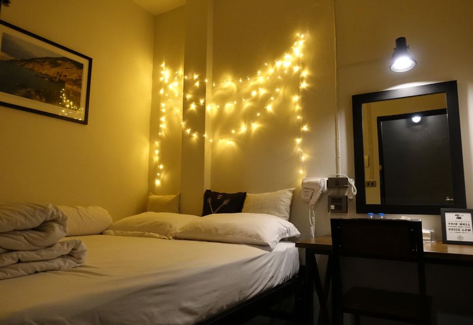 Our Secret Base - Hostel-Bangkok Updated 2023 Room Price-Reviews & Deals |  Trip.com