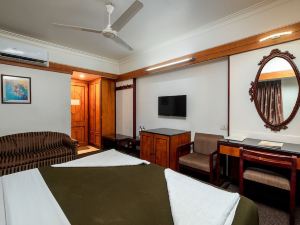 호텔 발와스 인터내셔널 뭄바이