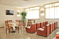 Hotel Dei Pini - breakfast