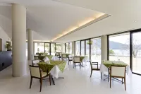 L'Hotel du Lac