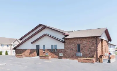 Glendive Lodge Hotel di 