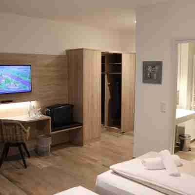 Hotel Weinhaus Mohle Rooms