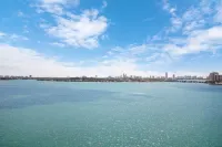 Roami at the Current فنادق في North Miami