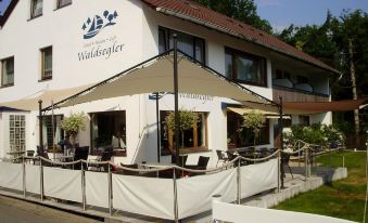 Hotel Garni Waldsegler - Housity