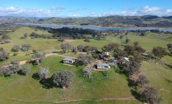 Burnt Creek Cottages