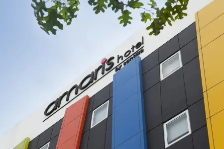 Amaris Hotel Cihampelas Bandung Отели рядом с достопримечательностью «Бандунгский технологический институт»