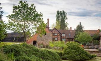 Huntlands Farm Bed & Breakfast