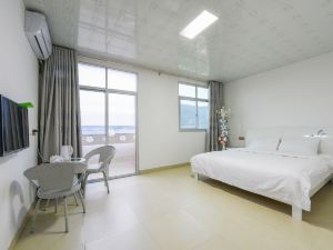 Beiqi Tantu Seaside Hostel