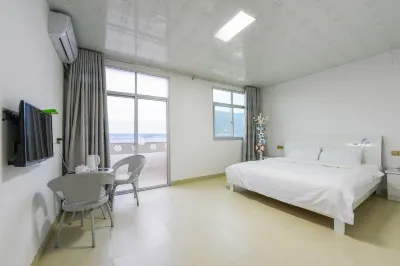 Beiqi Tantu Seaside Hostel