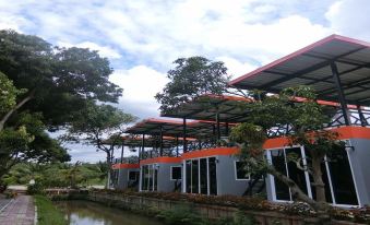 Meephawa Resort