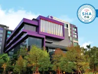 TK. Palace Hotel & Convention Bangkok Hotels near Thung Song Hong