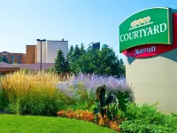 Courtyard Chicago O'Hare Hotels in Des Plaines