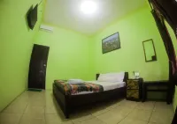 Watukarung Sackstone Guesthouse