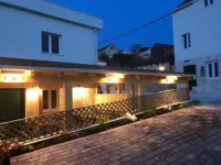 Villa Trau D`Oro فنادق في Okrug Gornji