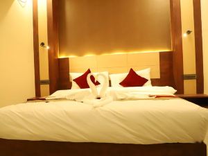 Hotel Siddhartha Park Regency - Parasi