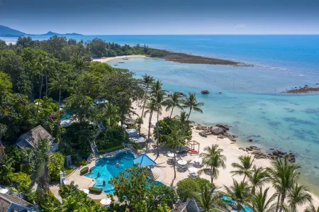 Centara Villas Samui Отели рядом с достопримечательностью «Ban Sairee»