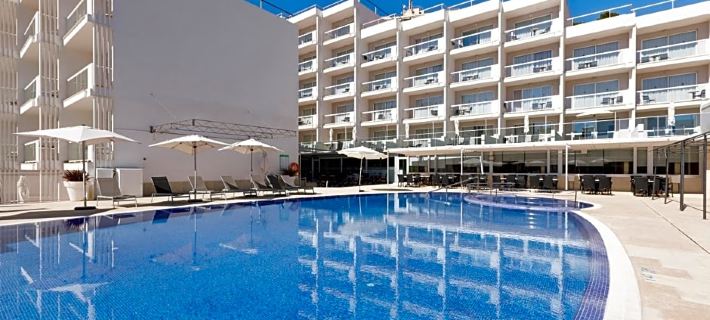 Aparthotel y Hotel Paguera Beach Hotels in Peguera