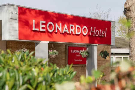 Leonardo Hotel Cheltenham Отели в г. Ли