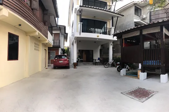 รูปภาพของBaan Chaisri ( บ้านไชยศรี )