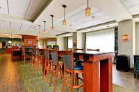 Hampton Inn Ellsworth/Bar Har - parking