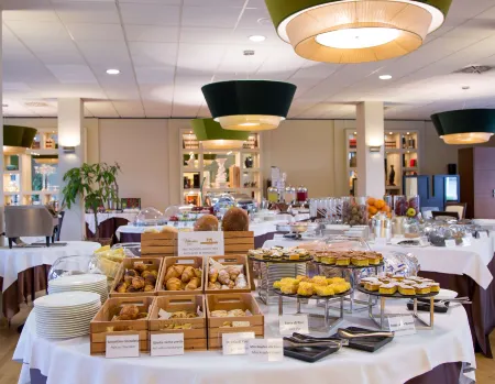 Best Western Plus Hotel Expo Отели в г. Моццекане