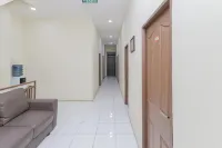 RedDoorz near BG Junction Surabaya