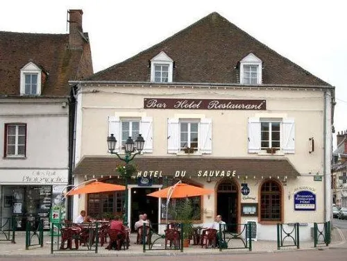 Au Sauvage Hotel di Presnoy