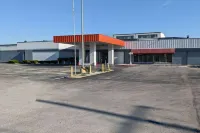 Baymont by Wyndham Hannibal - parking