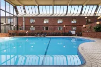 Quality Inn & Conference Centre - Family