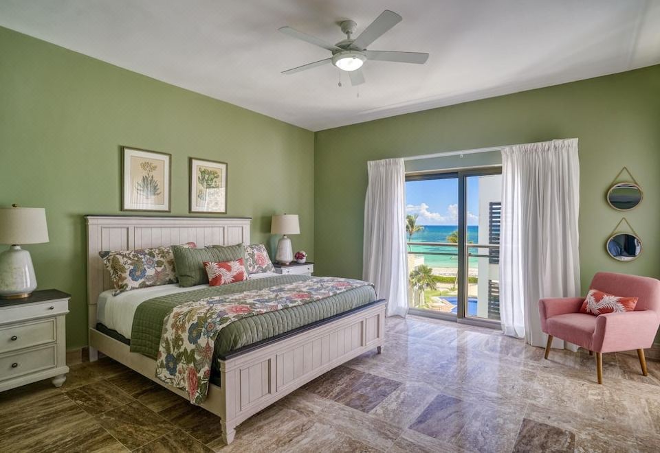 Curated visual reference: Picture Idea: Luxury Beach Penthouse W Private Deck Ocean Views C 402