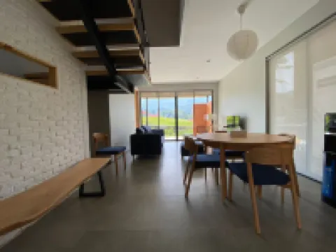 Lenirra Villa & Resto Hotels in Cijeruk