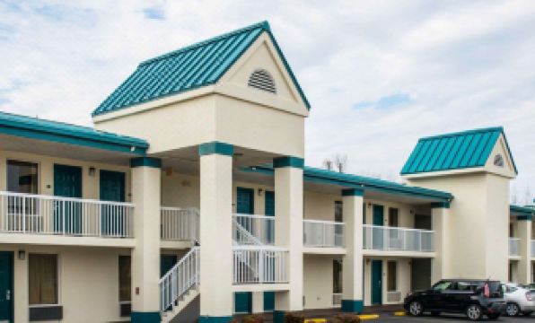 Quality Inn Chipley I-10 at Exit 120