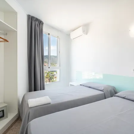 Magalluf Playa Apartments - Adults Only